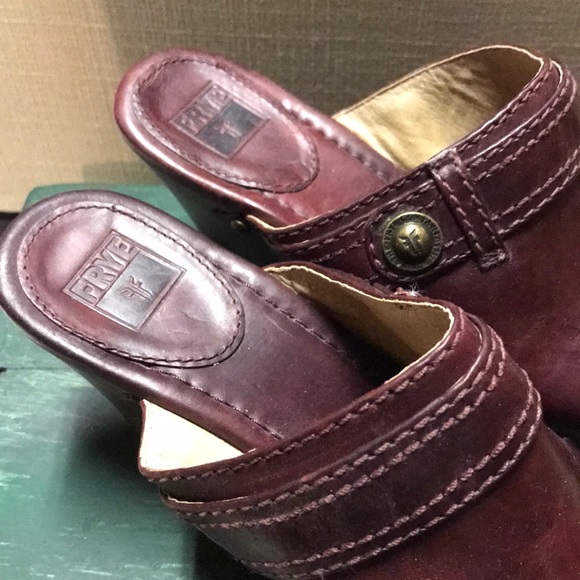 💥New💥 Frye Audra Button Clog - Picture 2 of 8